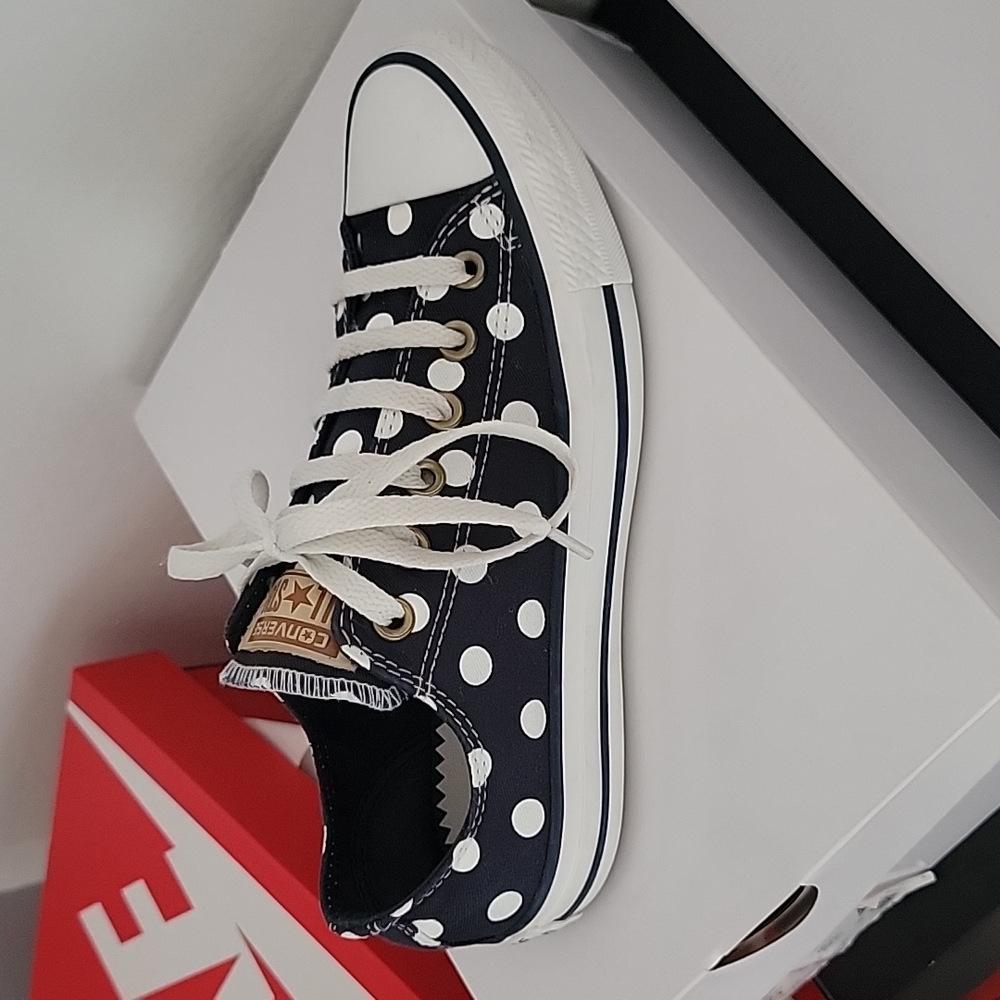 Converse Athletic Nav. - Picture 3 of 5